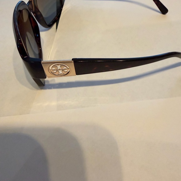 Tory Burch Brown Sunglasses - Picture 2 of 6